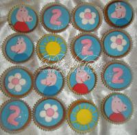 Peppa_Pig_Cupcakes.jpg